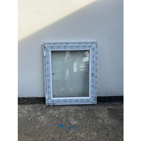 Fenêtre PVC 1 vantail - 75/90